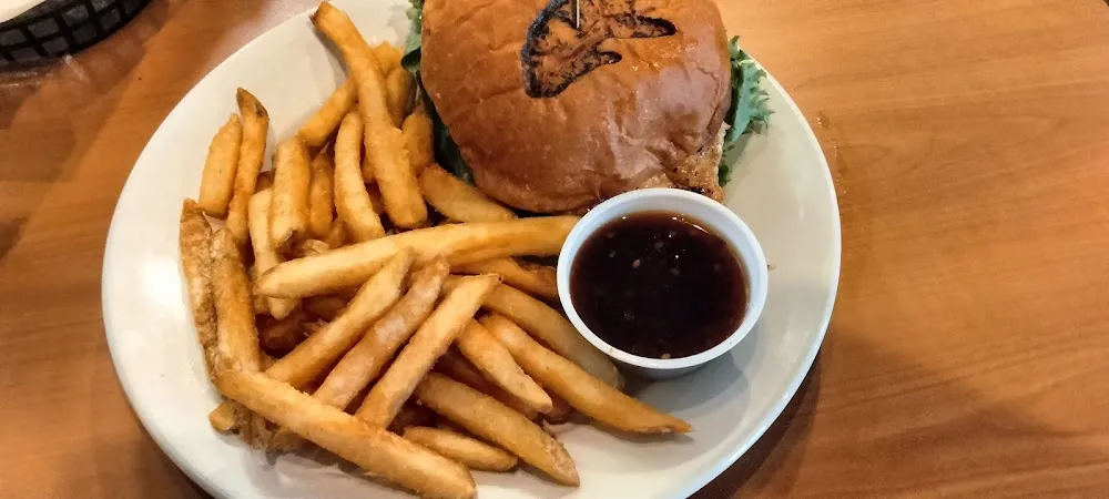 Grilled Chicken Sandwich with Fries